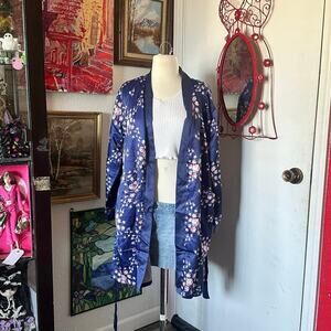 morgan lane fabfitfun dark blue pink floral silky robe